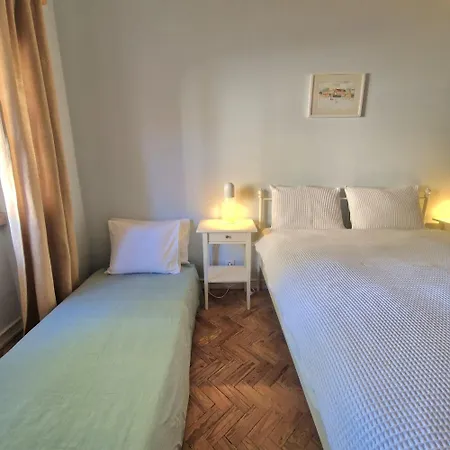 Апартаменты Comfortable Flat At Sao Pedro Do *